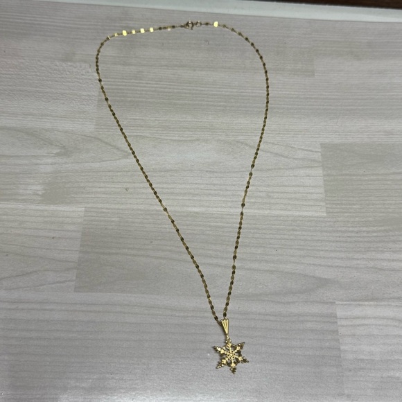 14k Yellow Solid Gold Dainty Snowflake Pendant Necklace - Picture 1 of 5
